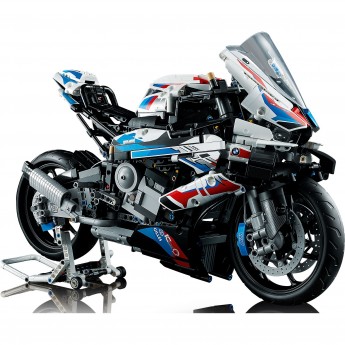 Конструктор LEGO TECHNIC BMW M 1000 RR 42130